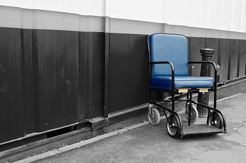 EL CELADOR EN INSTITUCIONES SANITARIAS II : CONOCIMIENTOS, TÉCNICAS Y UTENSILIOS EN EL MEDIO HOSPITALARIO (**) (100 horas)