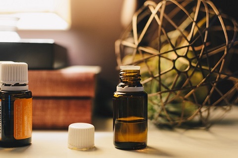 AROMATERAPIA (Aceites Esenciales) (60 horas) (Tenerife)
